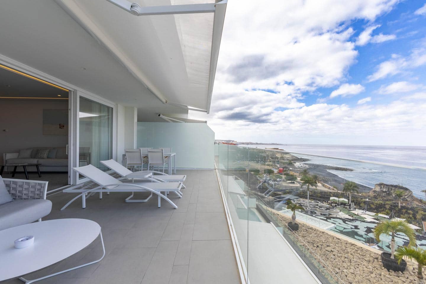 1 sovrum Lägenhet till salu i Adeje med pool garage - 780 000 € (Ref: 9897291)
