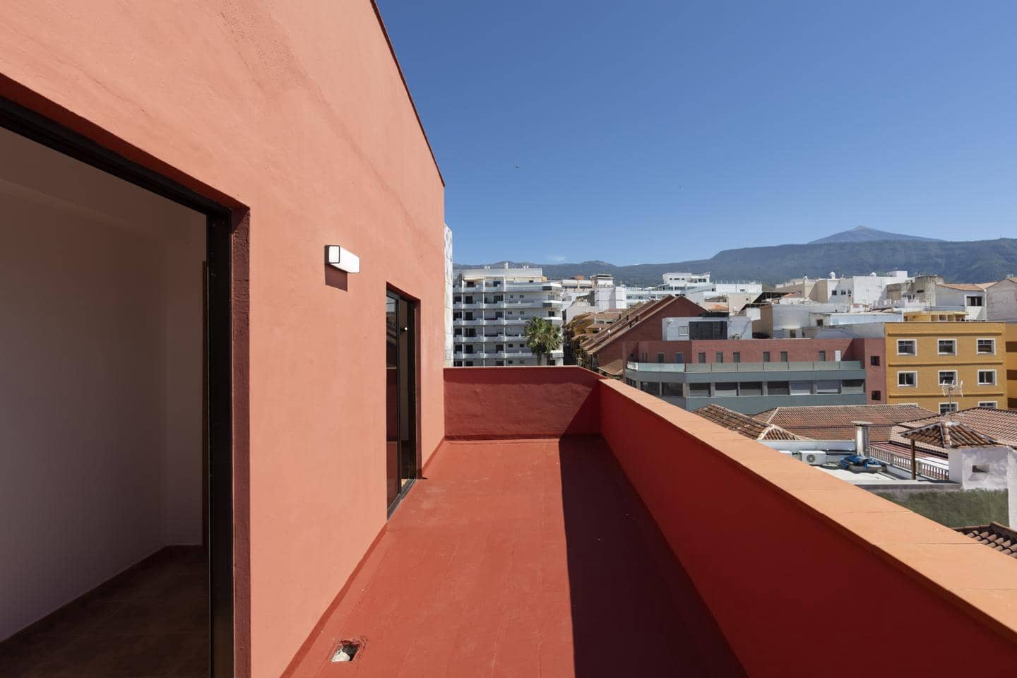 1 bedroom Flat for sale in Puerto de la Cruz - € 210,000 (Ref: 9925659)