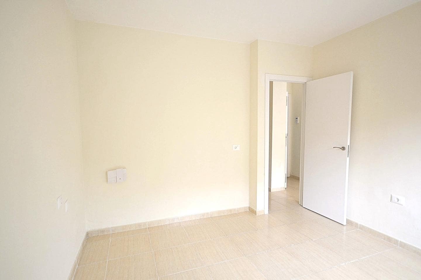 1 sovrum Lägenhet till salu i Granadilla de Abona - 159 500 € (Ref: 9985898)