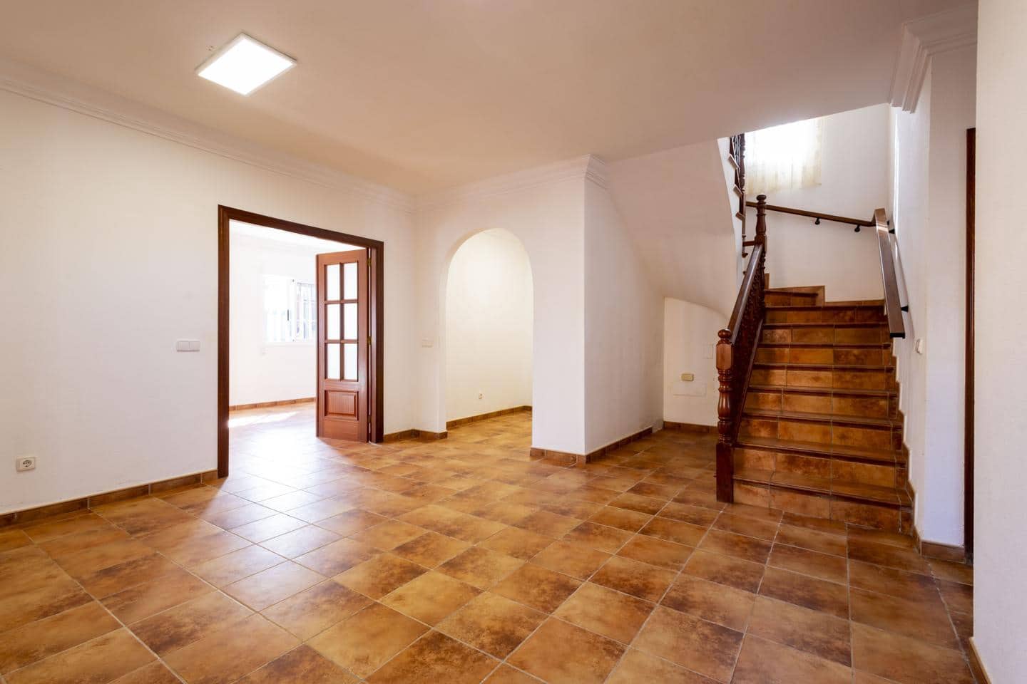 4 bedroom Villa for sale in Tacoronte with pool garage - € 475,000 (Ref: 9991830)