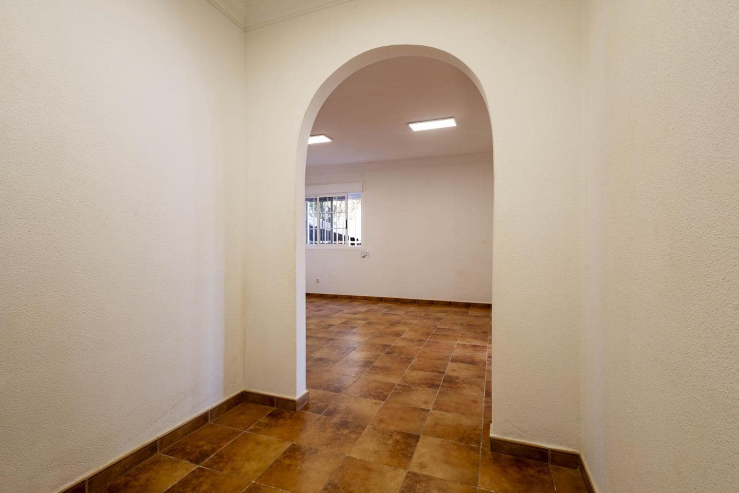 4 bedroom Villa for sale in Tacoronte with pool garage - € 475,000 (Ref: 9991830)