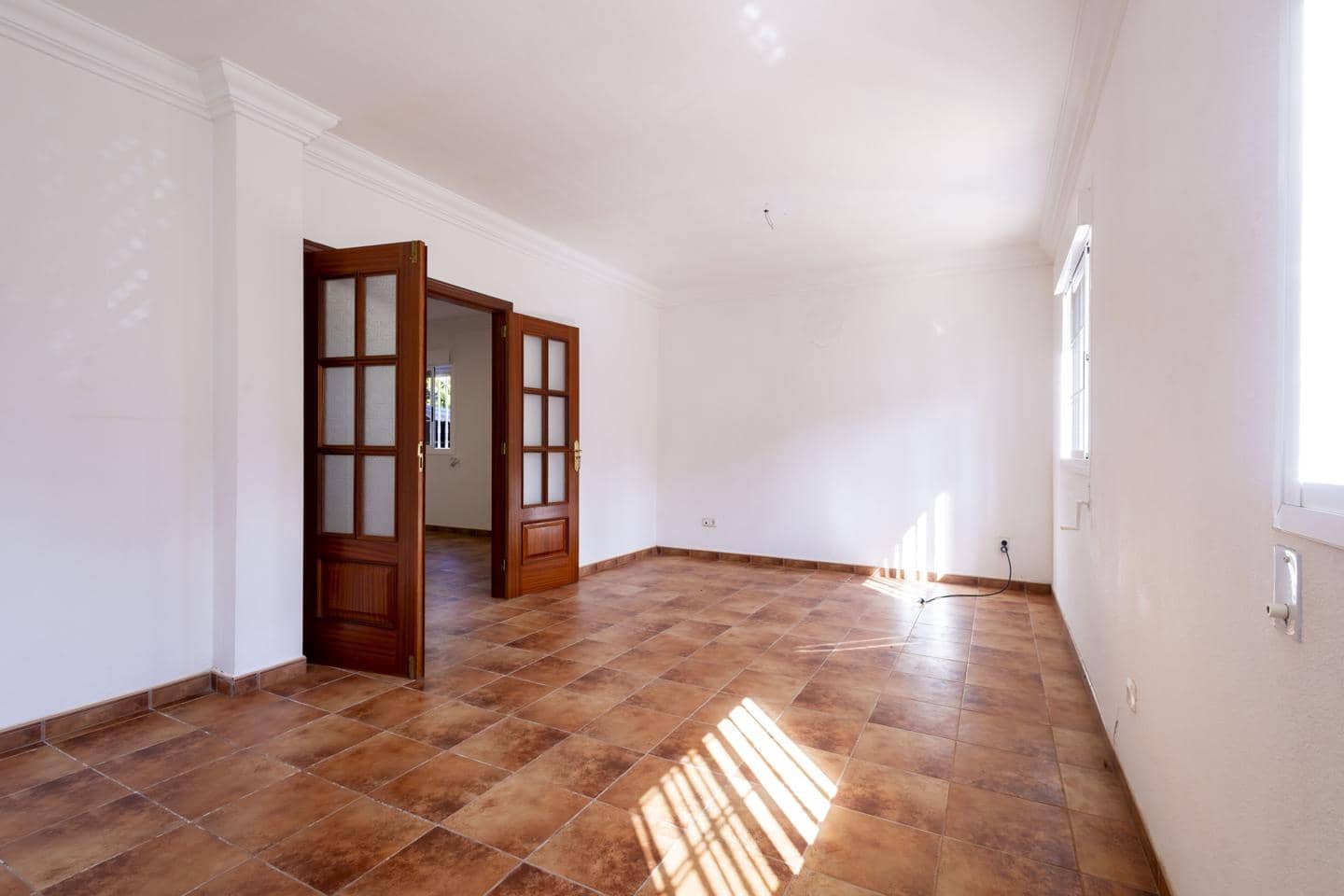 4 bedroom Villa for sale in Tacoronte with pool garage - € 475,000 (Ref: 9991830)