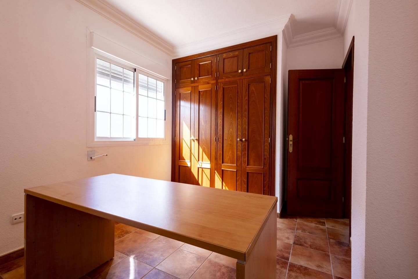 4 bedroom Villa for sale in Tacoronte with pool garage - € 475,000 (Ref: 9991830)