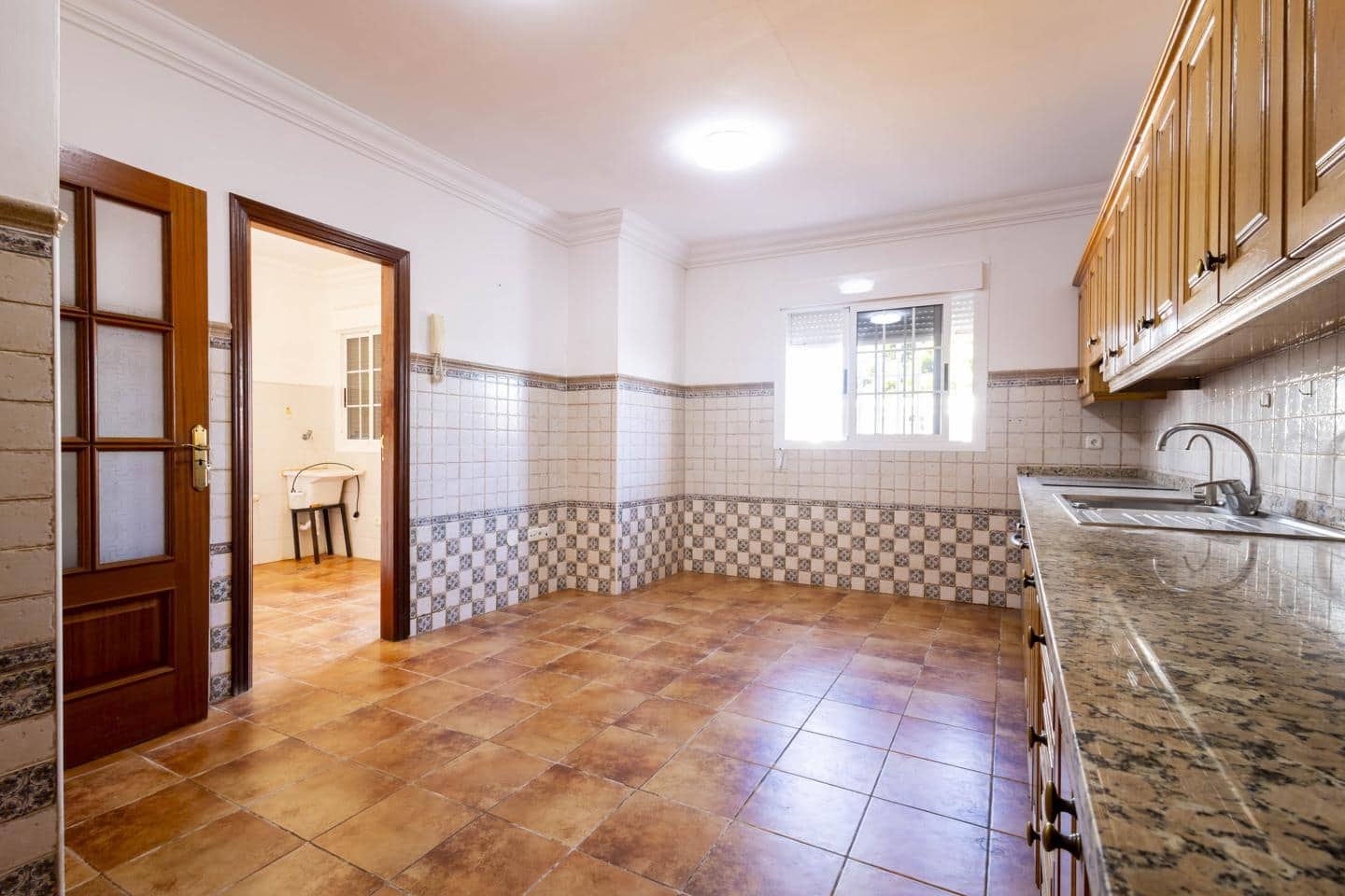 4 bedroom Villa for sale in Tacoronte with pool garage - € 475,000 (Ref: 9991830)
