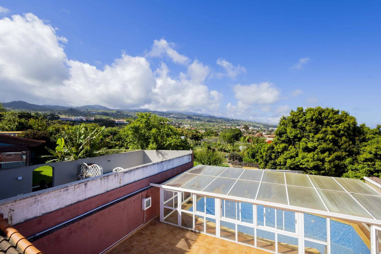 4 bedroom Villa for sale in Tacoronte with pool garage - € 475,000 (Ref: 9991830)
