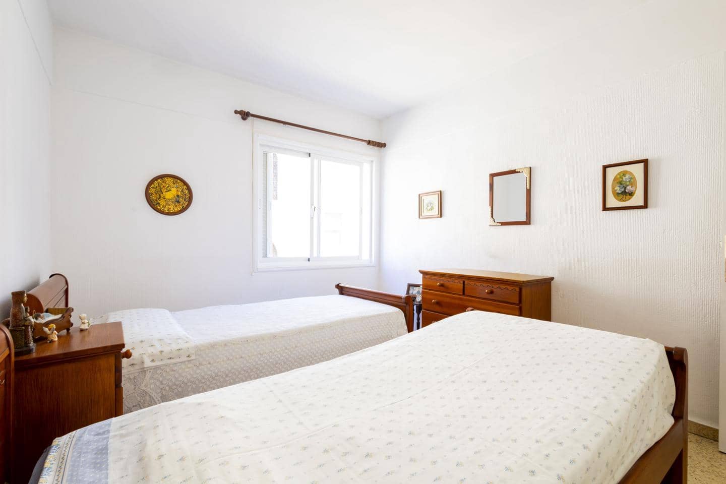 4 soveværelse Lejlighed til salg i Santa Cruz de Tenerife med garage - € 450.000 (Ref: 9999297)