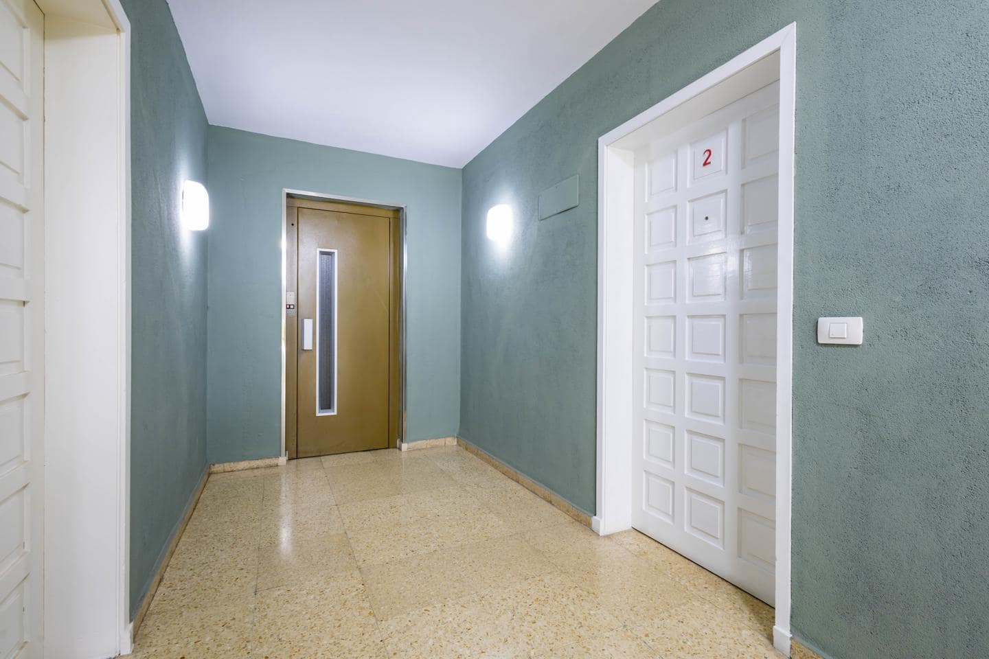 4 soveværelse Lejlighed til salg i Santa Cruz de Tenerife med garage - € 450.000 (Ref: 9999297)