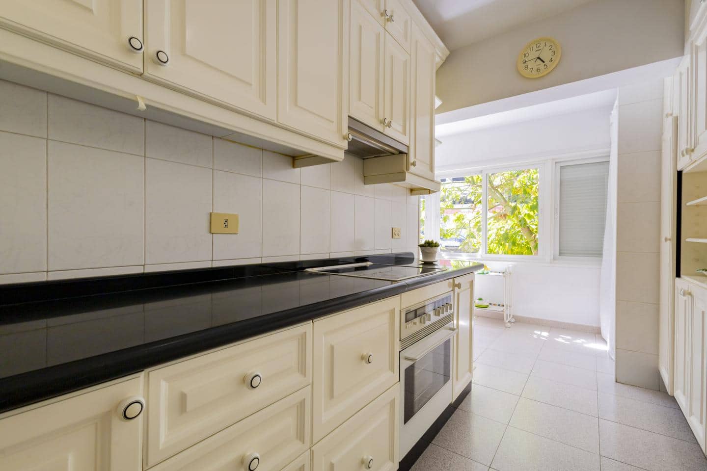 4 soveværelse Lejlighed til salg i Santa Cruz de Tenerife med garage - € 450.000 (Ref: 9999297)