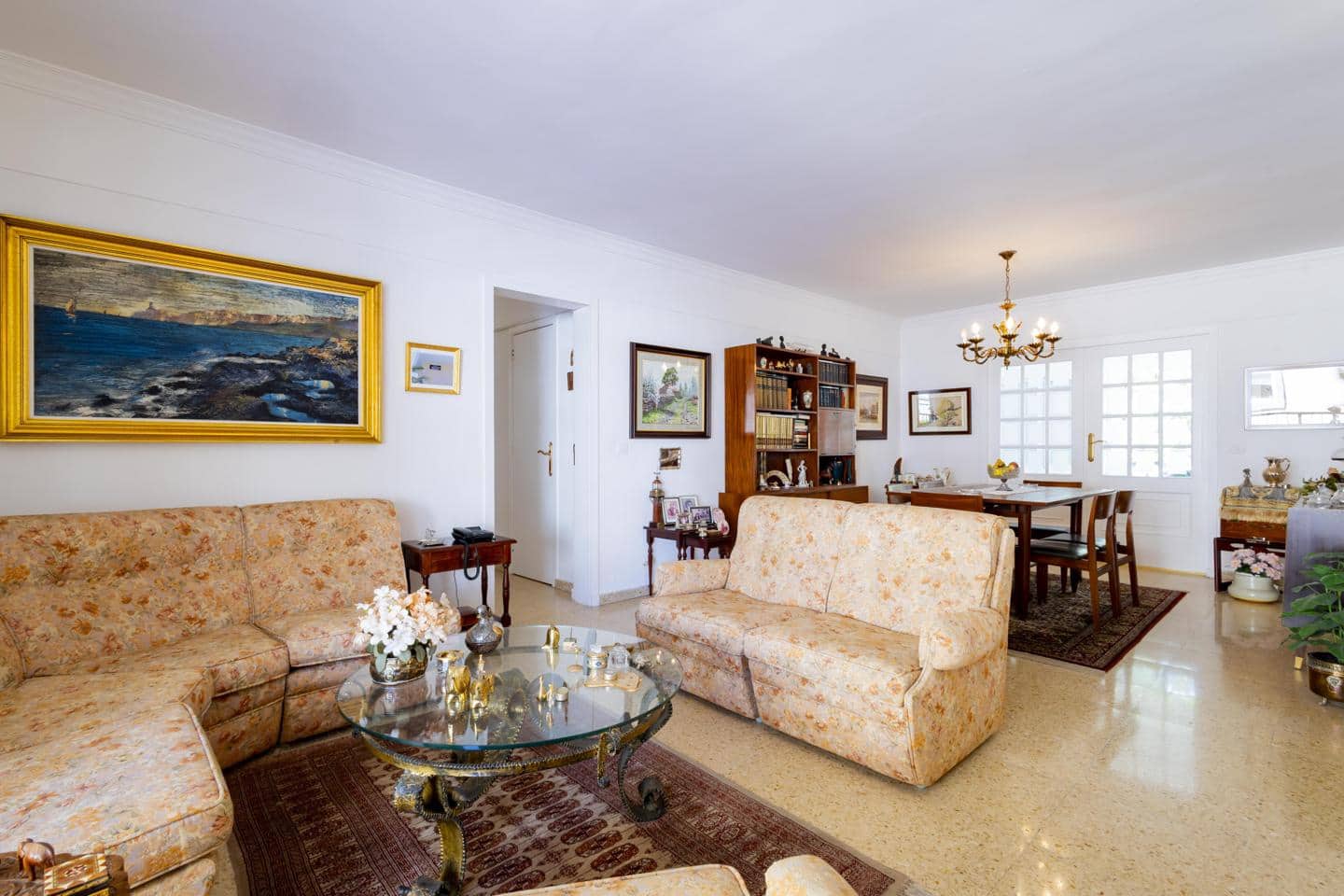 4 soveværelse Lejlighed til salg i Santa Cruz de Tenerife med garage - € 450.000 (Ref: 9999297)