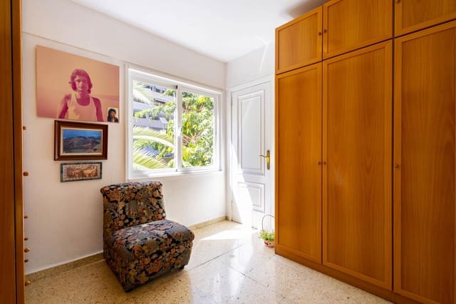 4 soveværelse Lejlighed til salg i Urbanizacion Anaga, Santa Cruz de Tenerife med garage - € 450.000 (Ref: 9999297)