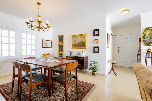 4 soveværelse Lejlighed til salg i Urbanizacion Anaga, Santa Cruz de Tenerife med garage - € 450.000 (Ref: 9999297)