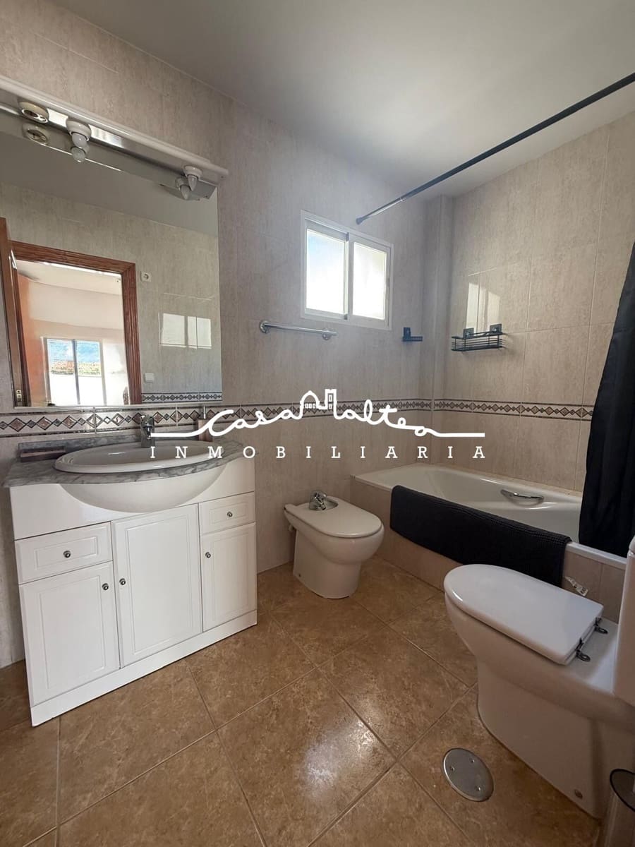 Penthouse de 3 chambres à louer à Altea avec garage - 1 100 € (Ref: 10009222)