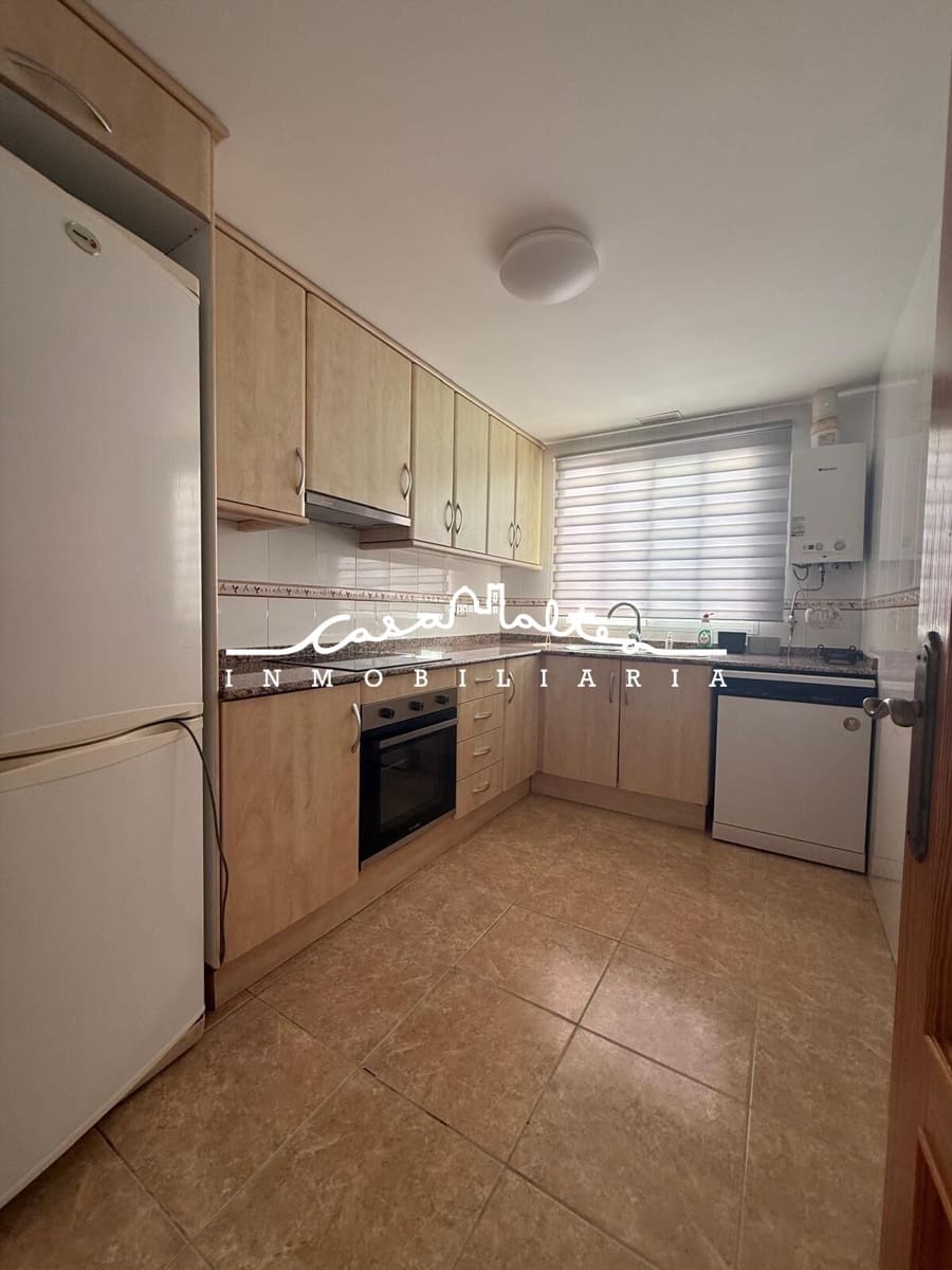 Penthouse de 3 chambres à louer à Altea avec garage - 1 100 € (Ref: 10009222)