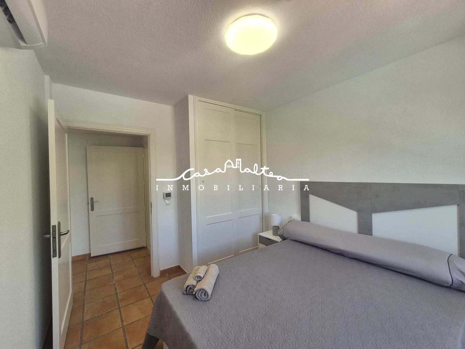 2 bedroom Apartment for rent in Alfaz del Pi / L'Alfas del Pi with pool - € 1,500 (Ref: 10015704)