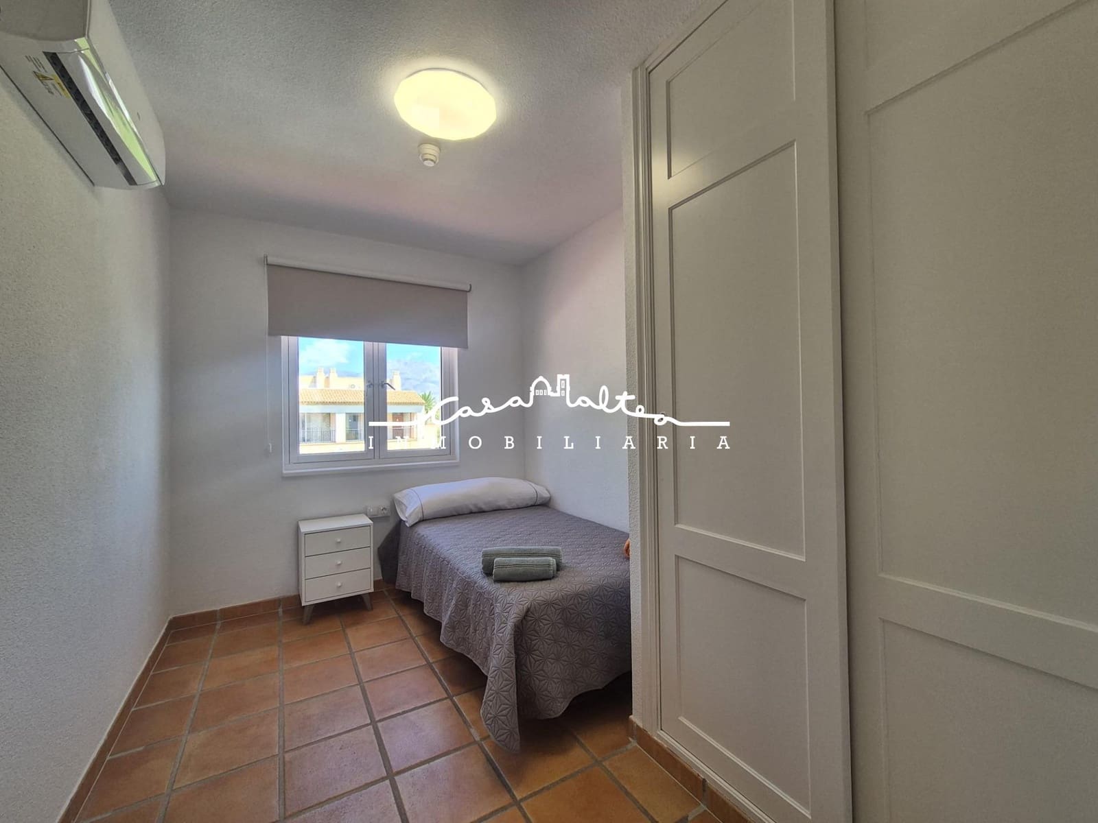 2 bedroom Apartment for rent in Alfaz del Pi / L'Alfas del Pi with pool - € 1,500 (Ref: 10015704)