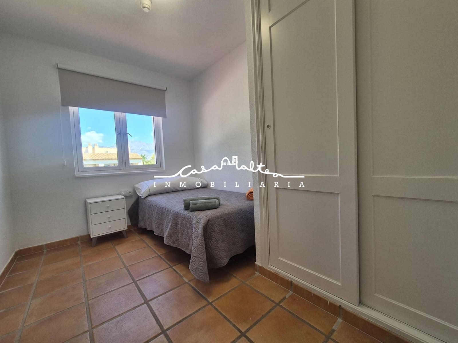 2 bedroom Apartment for rent in Alfaz del Pi / L'Alfas del Pi with pool - € 1,500 (Ref: 10015704)