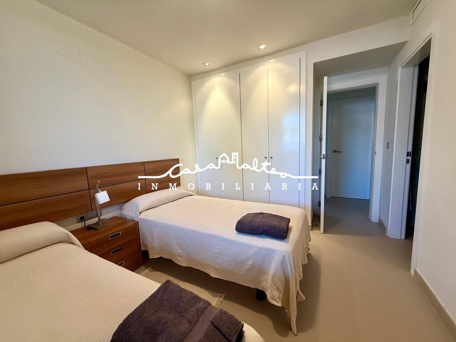 Villa/Maison de 4 chambres à louer à Altea avec piscine garage - 2 800 € (Ref: 10015705)