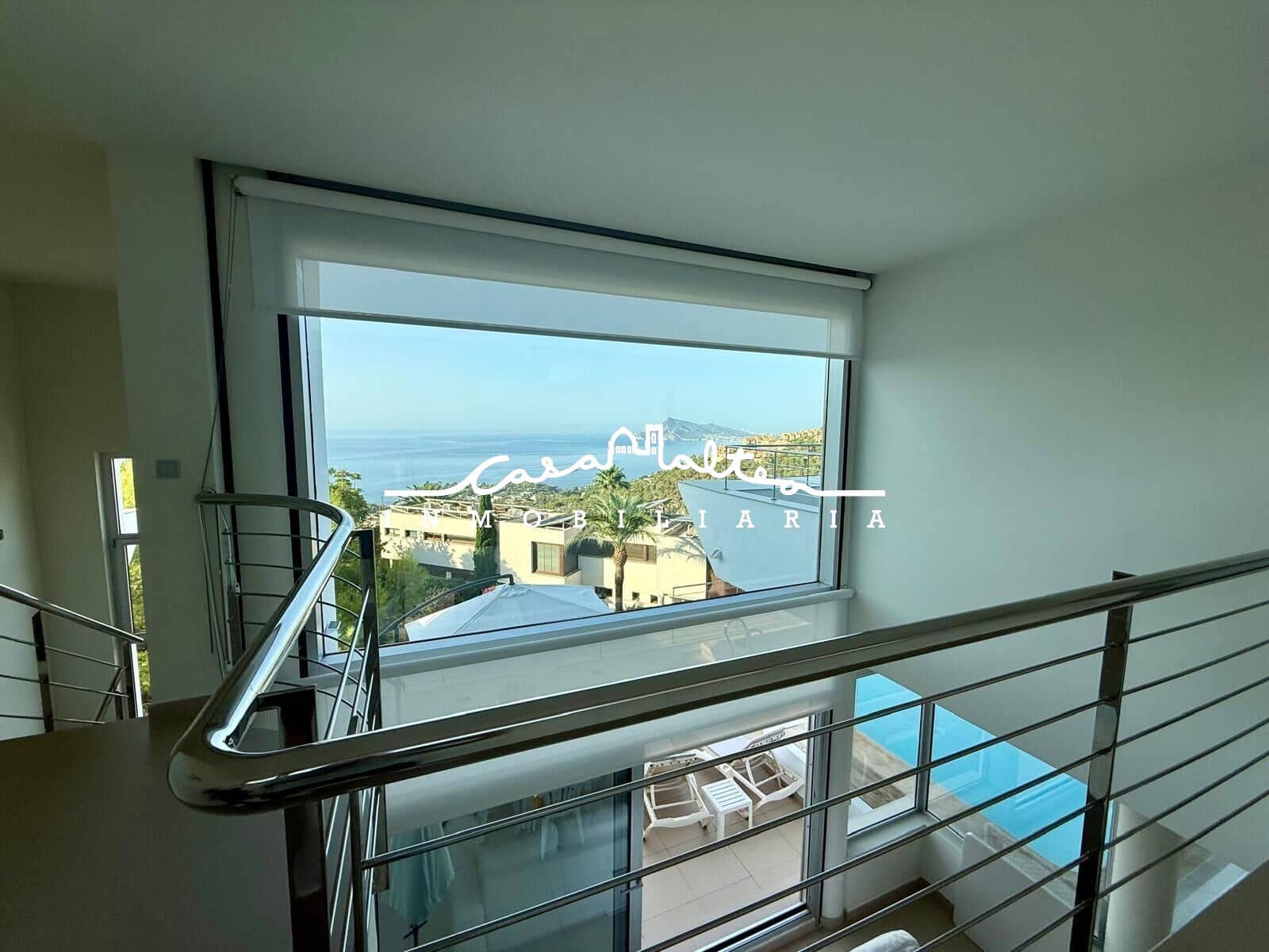 Villa/Maison de 4 chambres à louer à Altea avec piscine garage - 2 800 € (Ref: 10015705)