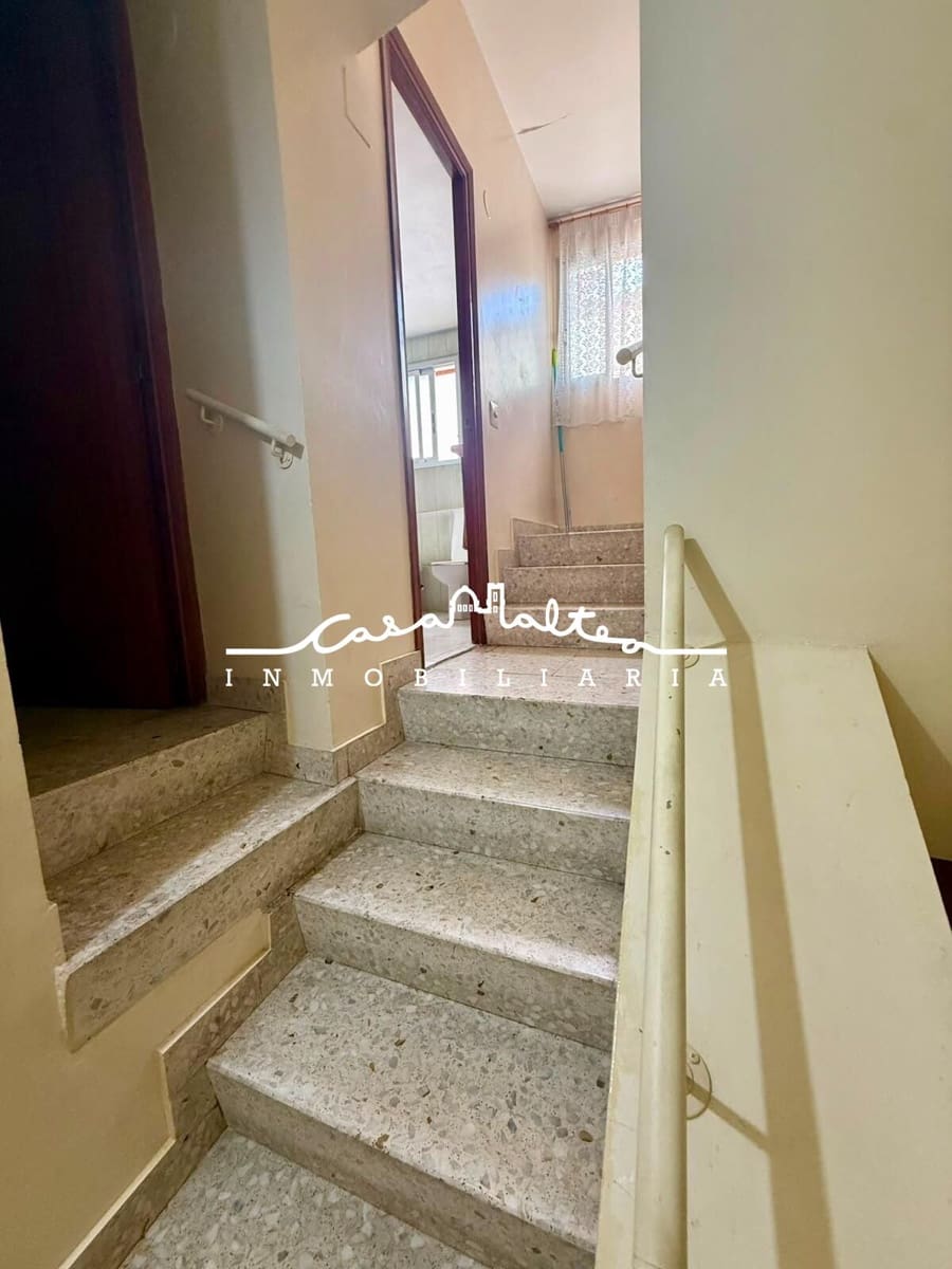 4 bedroom Townhouse for sale in Callosa d'En Sarria - € 195,000 (Ref: 10022584)