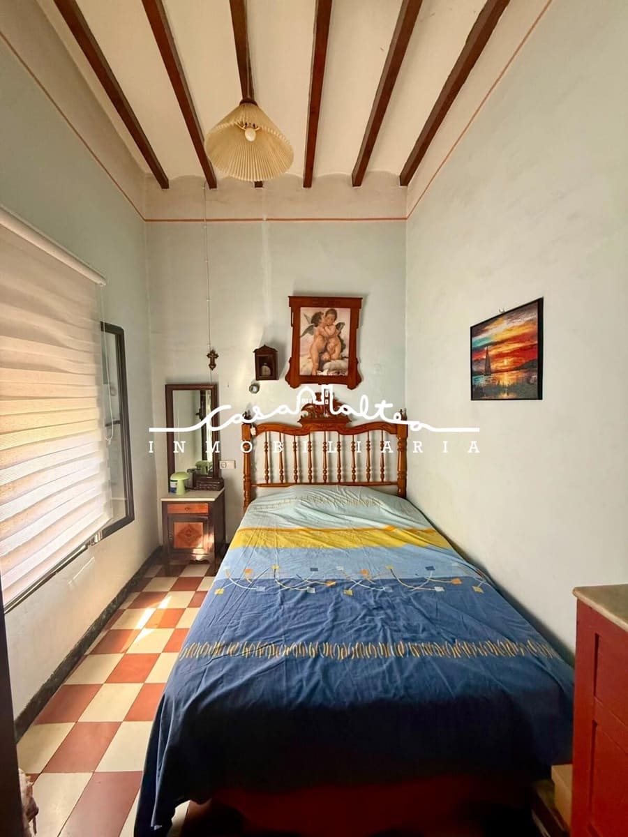4 bedroom Townhouse for sale in Callosa d'En Sarria - € 195,000 (Ref: 10022584)