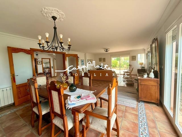 5 bedroom Villa for rent in Altea with garage - € 2,500 (Ref: 10030687)
