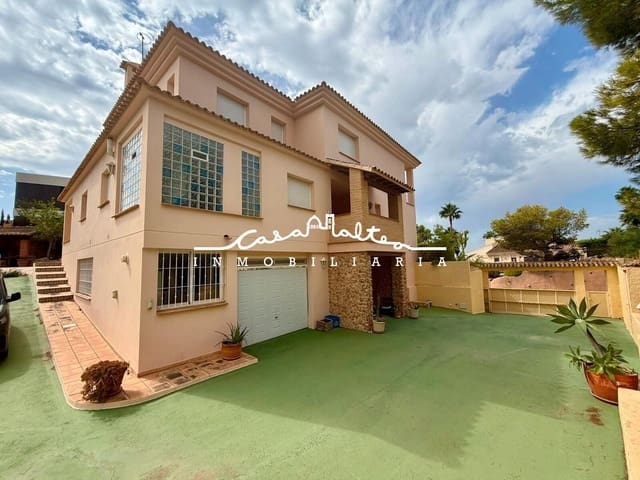5 sovrum Villa till salu i Altea med garage - 1 800 000 € (Ref: 10030688)
