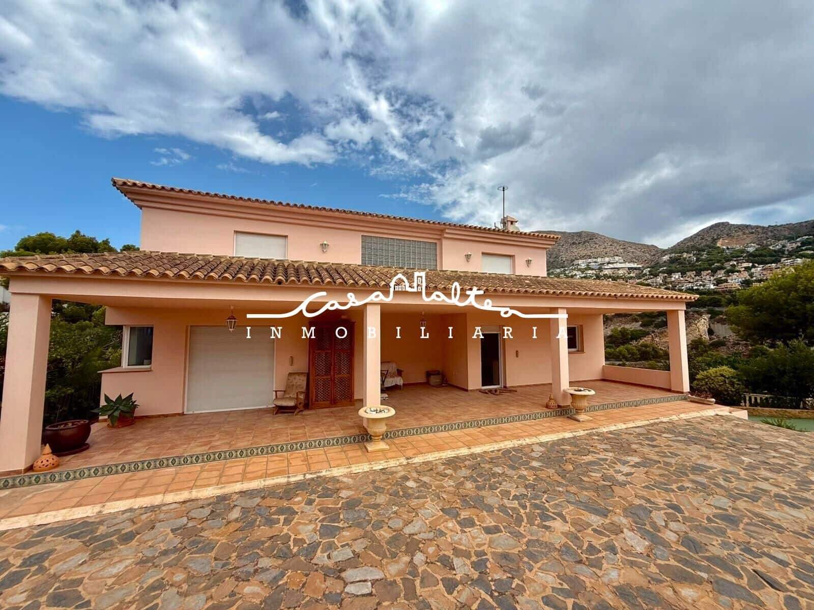 5 sovrum Villa till salu i Altea med garage - 1 800 000 € (Ref: 10030688)
