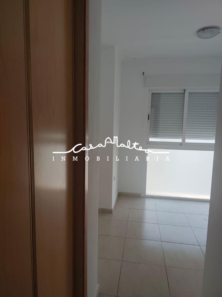 Apartamento de 2 habitaciones en Altea en alquiler - 850 € (Ref: 10062150)