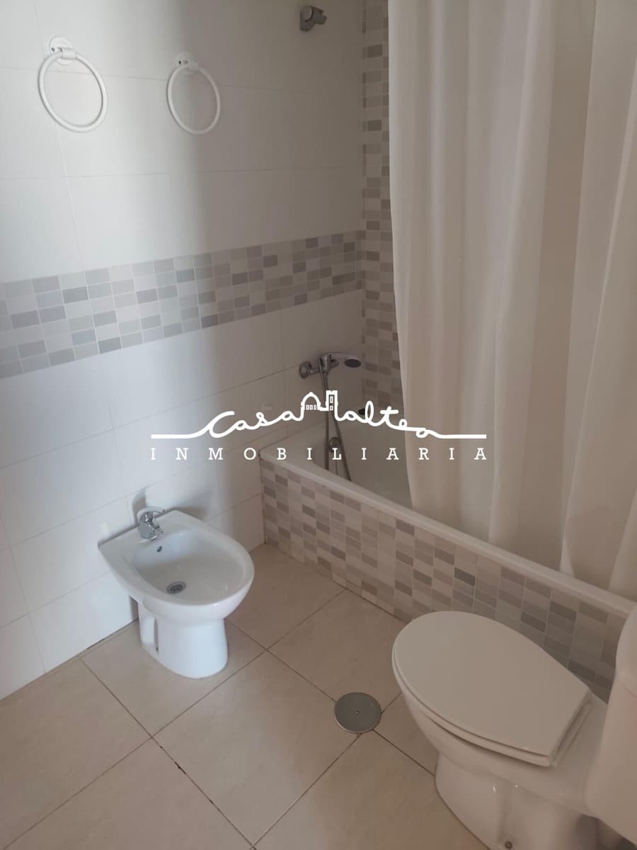 Apartamento de 2 habitaciones en Altea en alquiler - 850 € (Ref: 10062150)