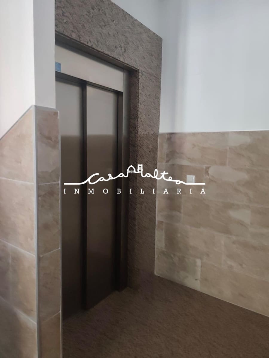 Apartamento de 2 habitaciones en Altea en alquiler - 850 € (Ref: 10062150)