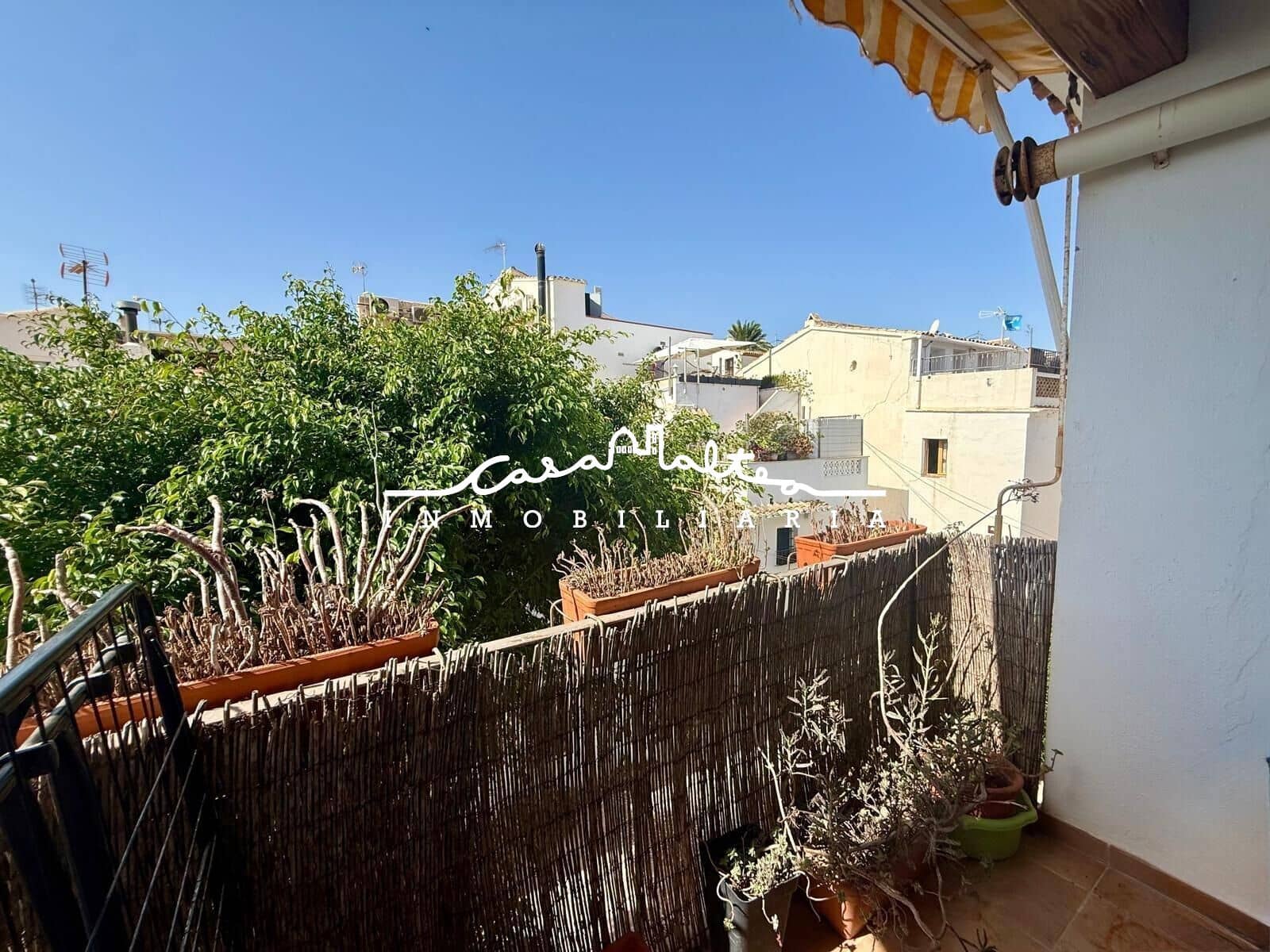 3 slaapkamer Penthouse te huur in Altea - € 1.200 (Ref: 10068067)