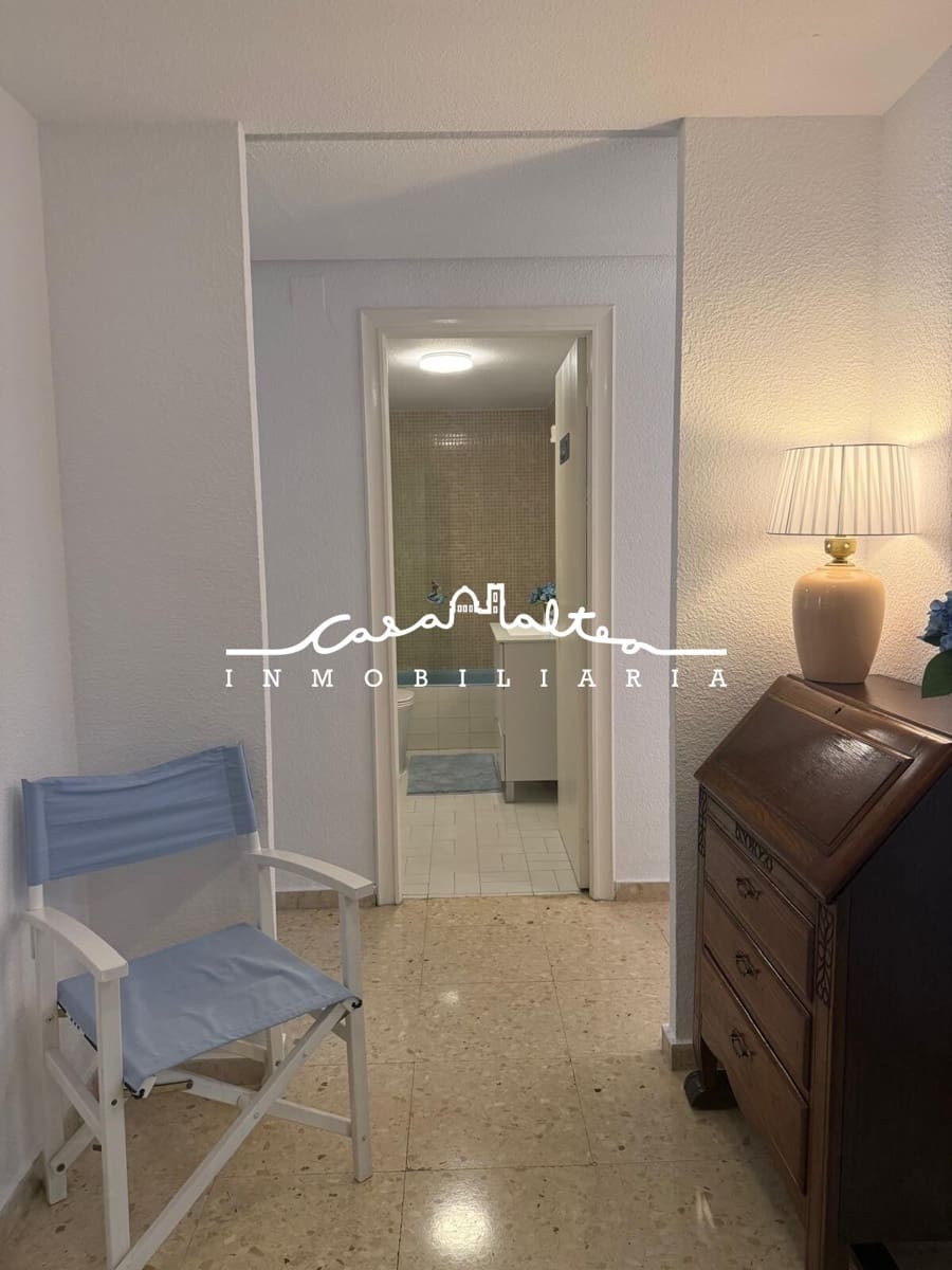 3 slaapkamer Flat te huur in Altea - € 900 (Ref: 10078247)