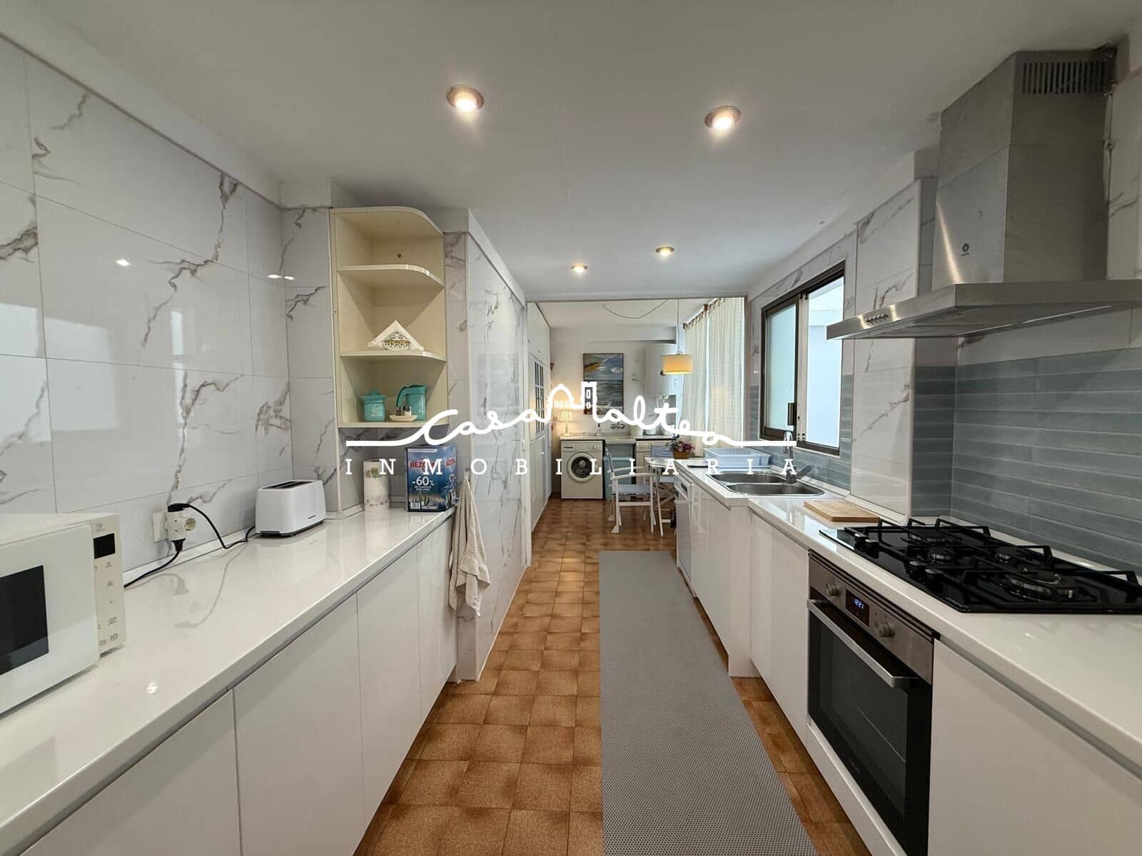3 slaapkamer Flat te huur in Altea - € 900 (Ref: 10078247)