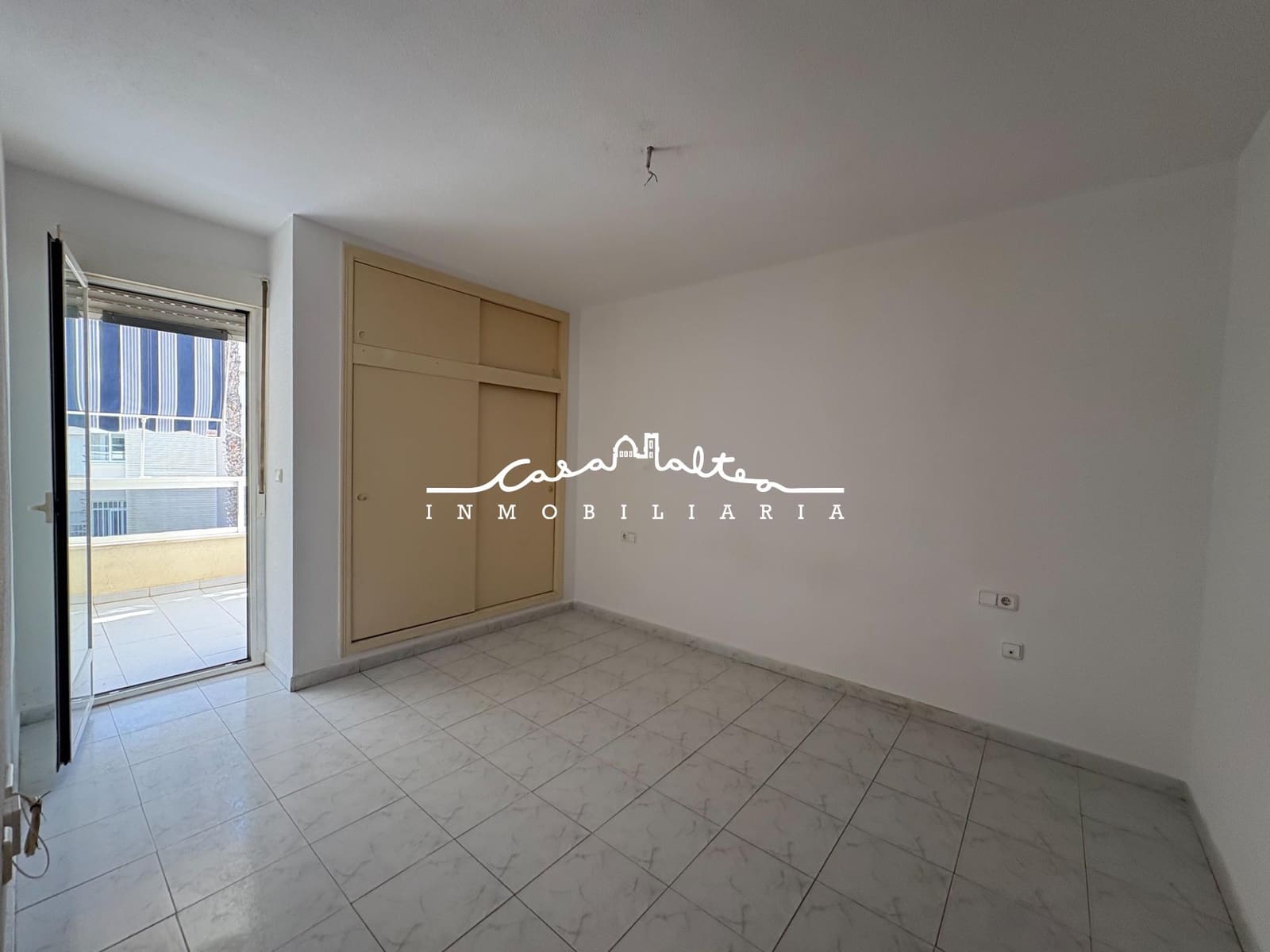 4 soveværelse Lejlighed til salg i Alfaz del Pi / L'Alfas del Pi med swimmingpool garage - € 326.500 (Ref: 10081436)