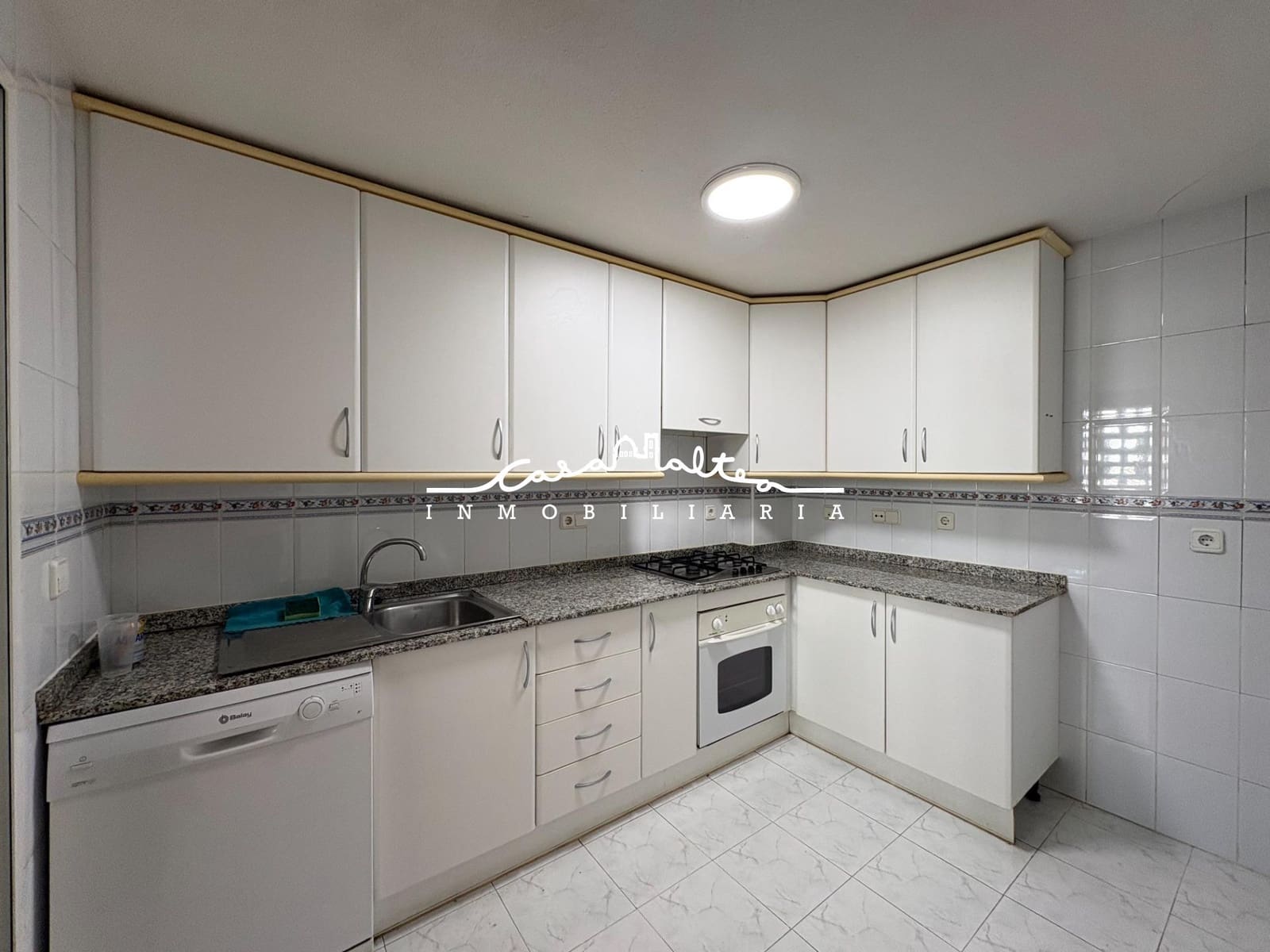 4 soveværelse Lejlighed til salg i Alfaz del Pi / L'Alfas del Pi med swimmingpool garage - € 326.500 (Ref: 10081436)