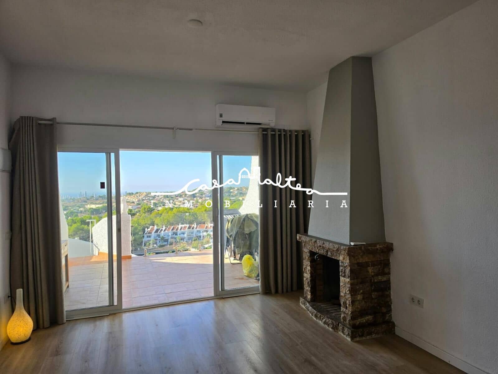 4 camera da letto Bungalow in vendita in Alfaz del Pi / L'Alfas del Pi con piscina - 349.000 € (Rif: 10130059)