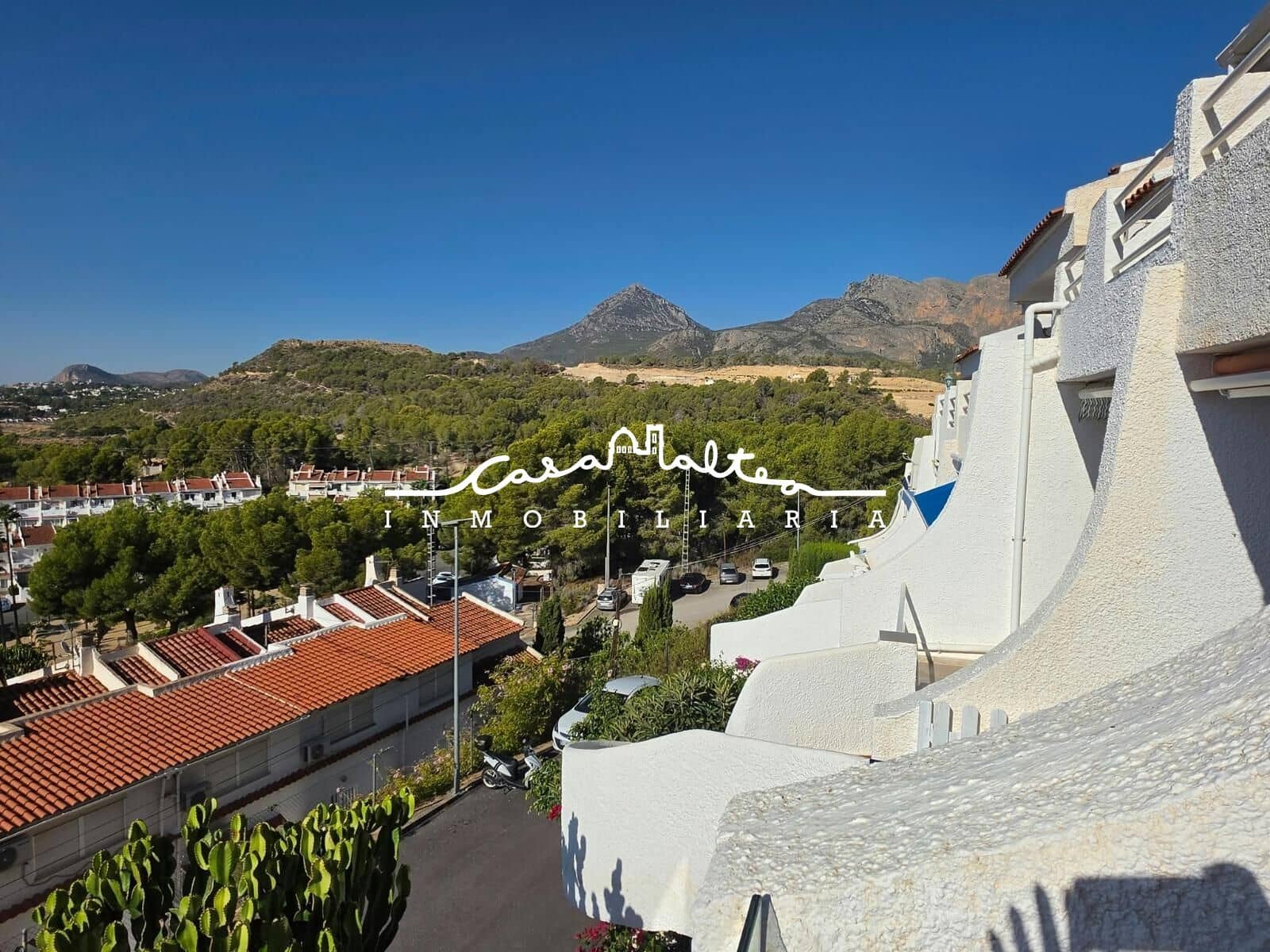 4 camera da letto Bungalow in vendita in Alfaz del Pi / L'Alfas del Pi con piscina - 349.000 € (Rif: 10130059)
