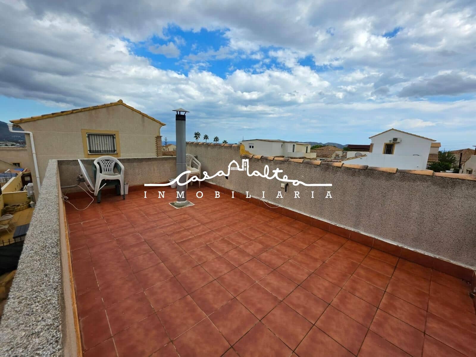 2 bedroom Villa for sale in Polop with pool - € 220,000 (Ref: 10161633)