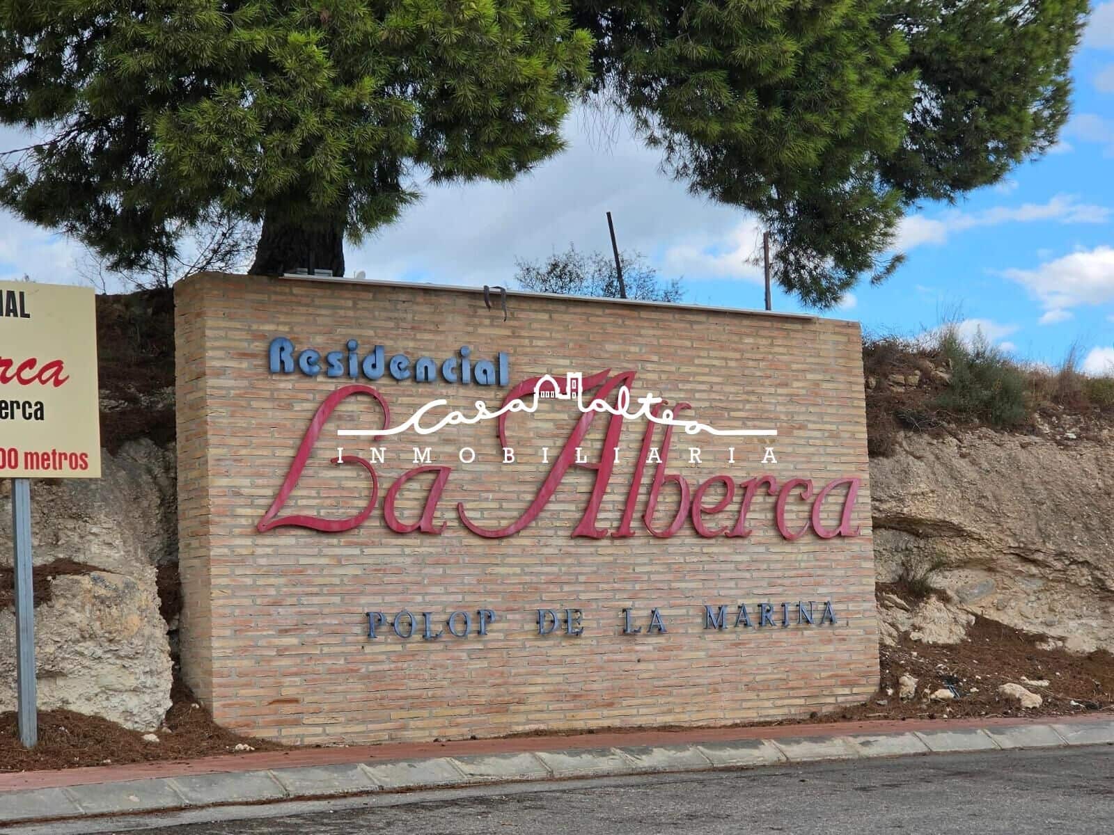 2 bedroom Villa for sale in Polop with pool - € 220,000 (Ref: 10161633)