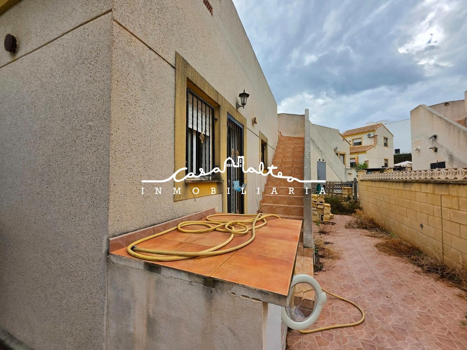 2 bedroom Villa for sale in Polop with pool - € 220,000 (Ref: 10161633)