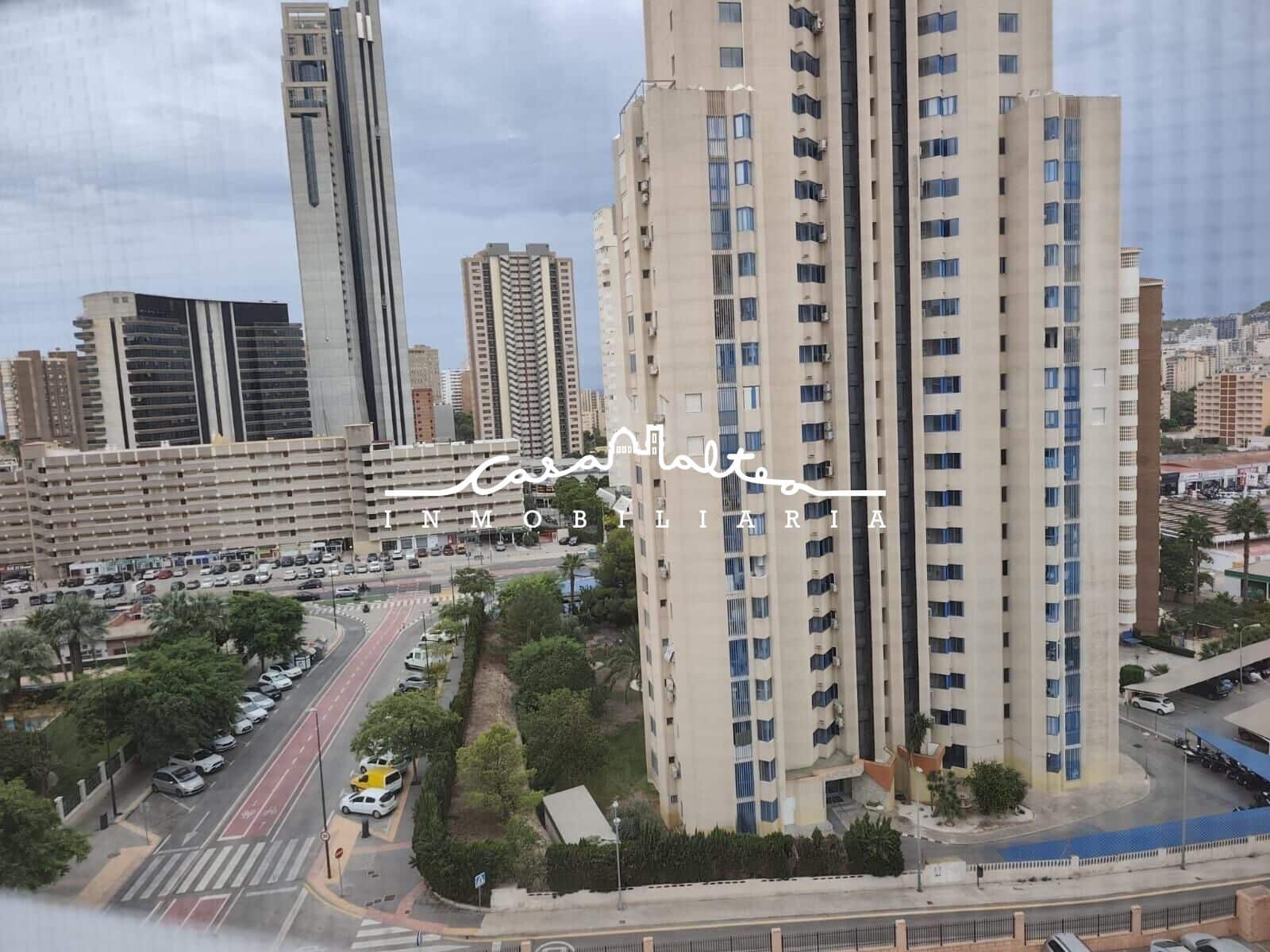 2 Zimmer Apartment zu verkaufen in Benidorm mit Pool Garage - 249.000 € (Ref: 10161634)