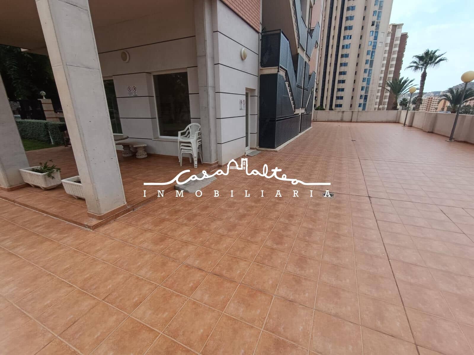 2 Zimmer Apartment zu verkaufen in Benidorm mit Pool Garage - 249.000 € (Ref: 10161634)