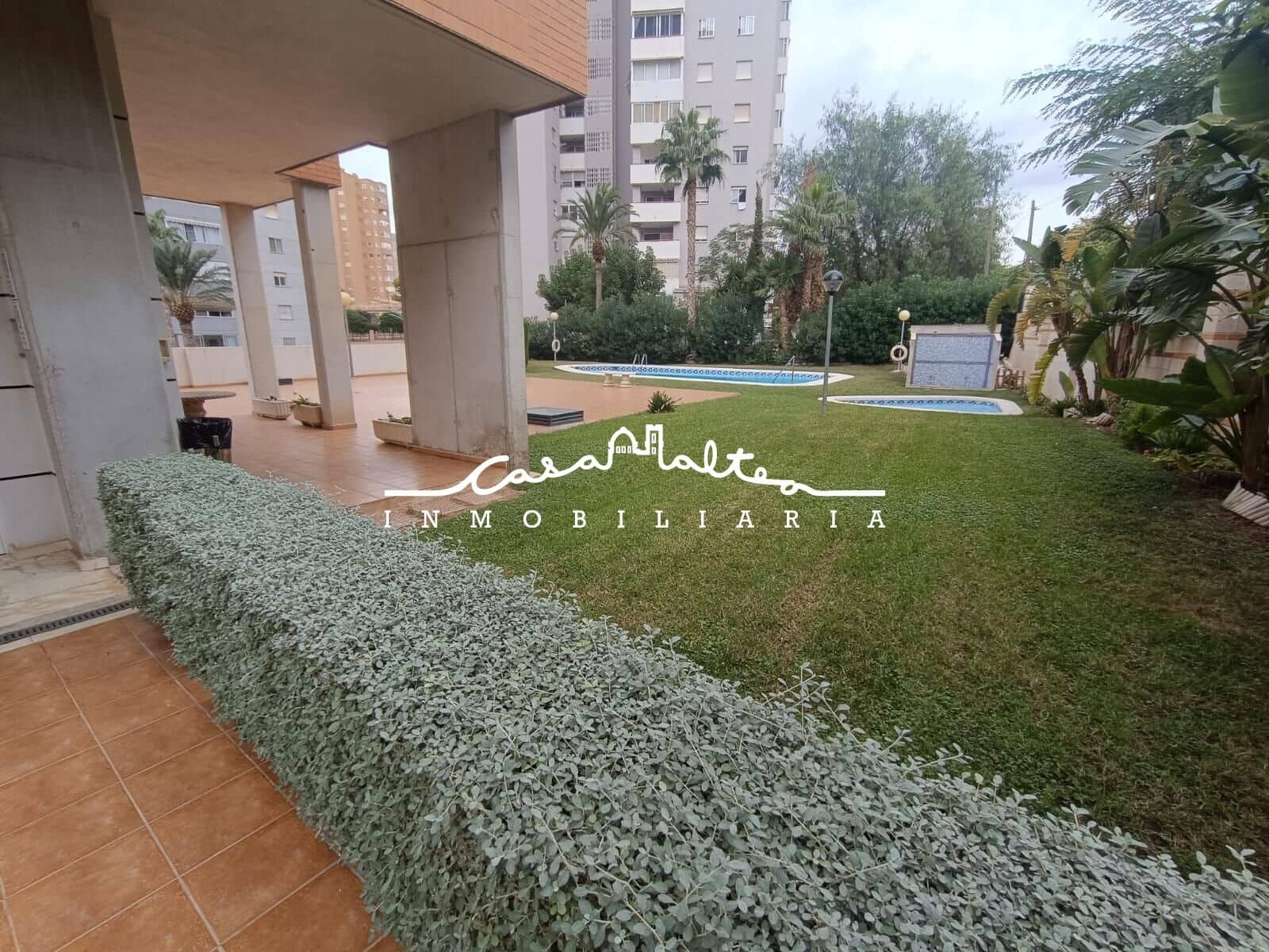 2 Zimmer Apartment zu verkaufen in Benidorm mit Pool Garage - 249.000 € (Ref: 10161634)