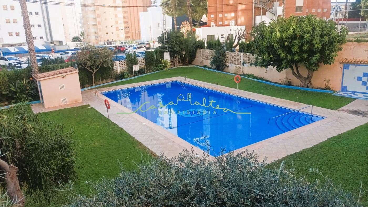 Studio zu verkaufen in Benidorm mit Pool - 160.000 € (Ref: 7363962)