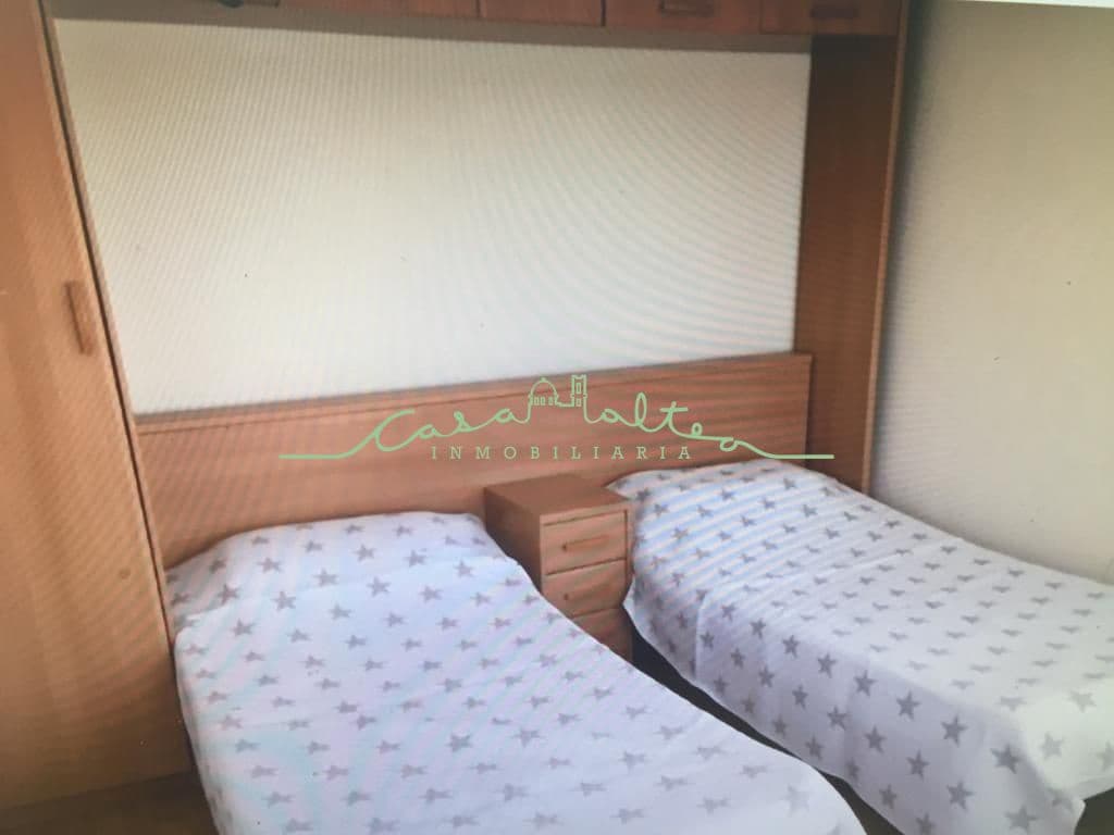 4 bedroom Villa for sale in La Nucia with garage - € 550,000 (Ref: 7382571)