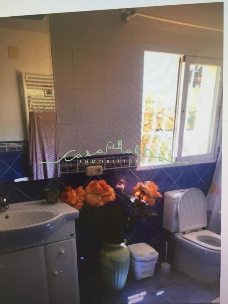 4 bedroom Villa for sale in La Nucia with garage - € 550,000 (Ref: 7382571)