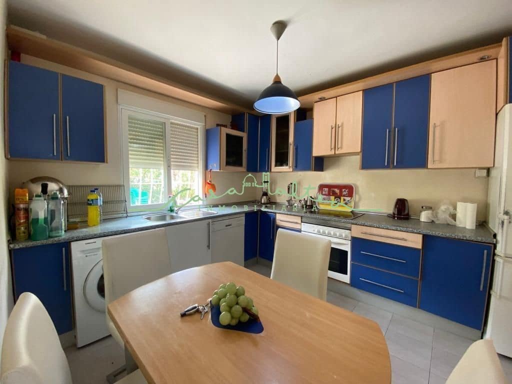 4 bedroom Villa for sale in La Nucia with garage - € 550,000 (Ref: 7382571)