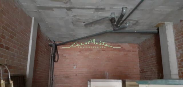 Erhverv til leje i La Nucia - € 800 (Ref: 7426120)