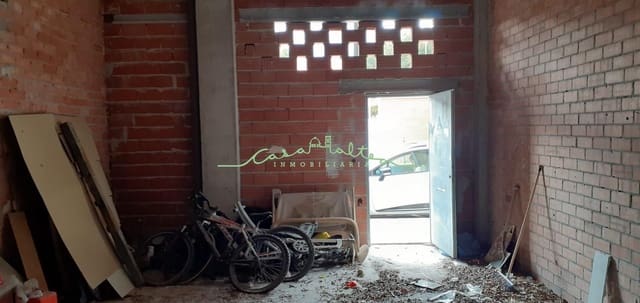 Erhverv til leje i La Nucia - € 800 (Ref: 7426120)