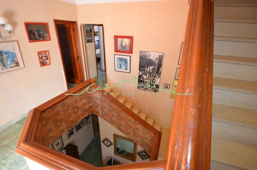 4 bedroom Villa for sale in Altea with pool - € 1,000,000 (Ref: 7721875)